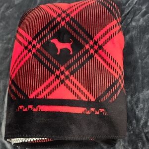 PINK Victoria's Secret White Sherpa Blanket